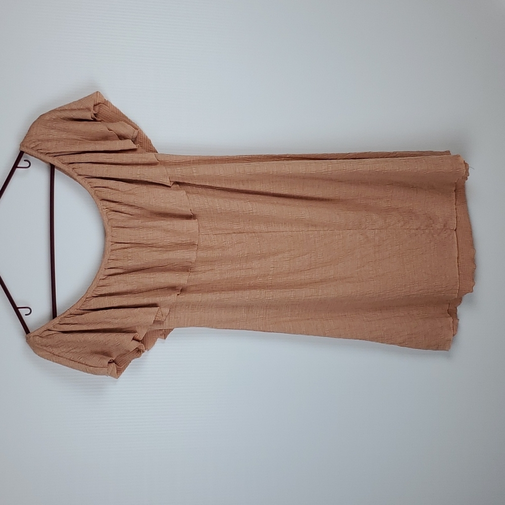 Dress - Picture 2 of 4
